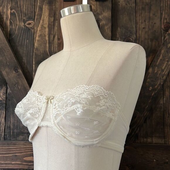 Vintage strapless ivory unlined wired bra 36C - Picture 2 of 6